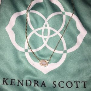 KENDRA SCOTT Rose Gold Chain w/ Iridescent Stone